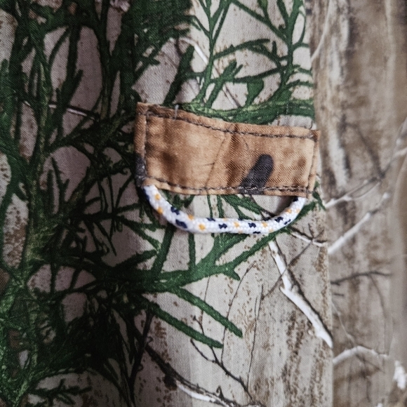 Magellan Camo L/S Fish Gear Relaxed Fit Shirt Sz Med Gorpcore Outdoor - Picture 6 of 12